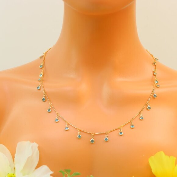 Minimalist Necklace, Sleek & Modern Design, Women’s Fashion, YC110500-N - Picture 4 of 10